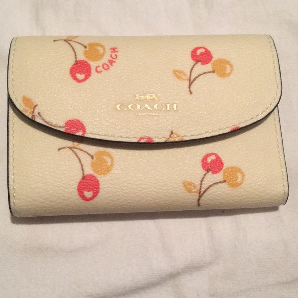 🍒 Coach canvas key chain with cherry print .